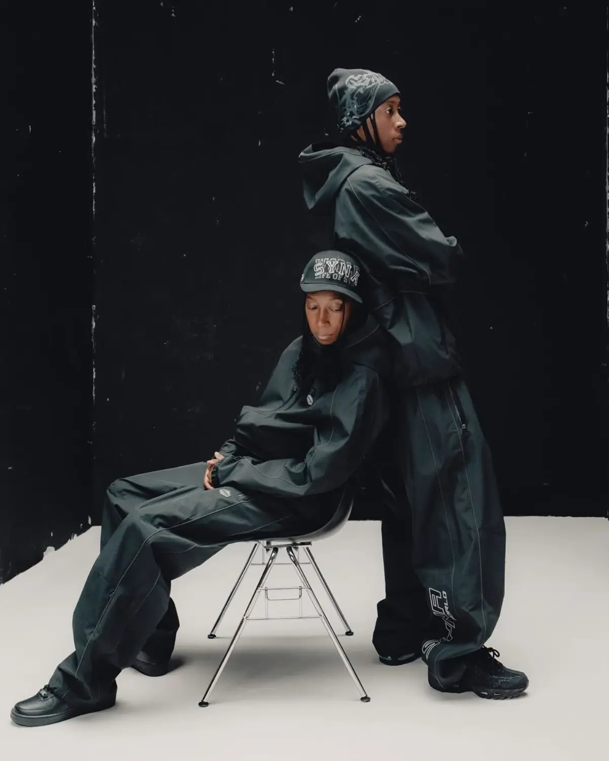 syna-world-tracksuit-promo-banner